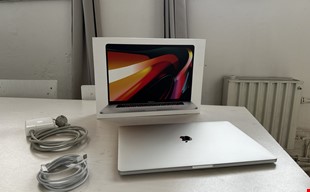 Maxad MacBook Pro - 2,4 GHz 8-Core Intel i9, 64GB - SSD 4TB